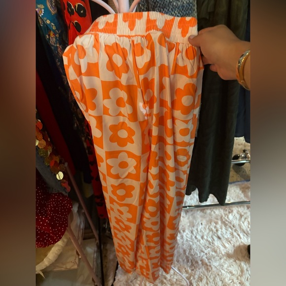 NWT Floral Orange Set. Shirt Buttons Down $ Wide Leg Pant. S, M, L, XL and XXL. - Picture 15 of 16
